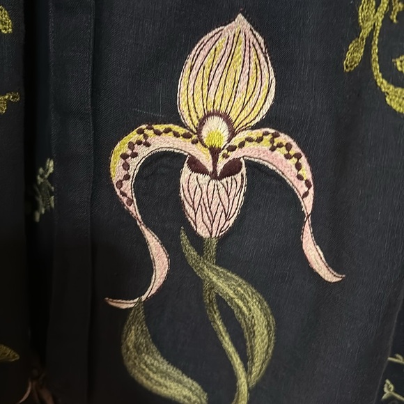 Agua by Agua Bendita Totumo Bouquet Embroidered Linen Maxi Dress - Picture 4 of 7